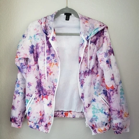 Purple windbreaker - Picture 2 of 4